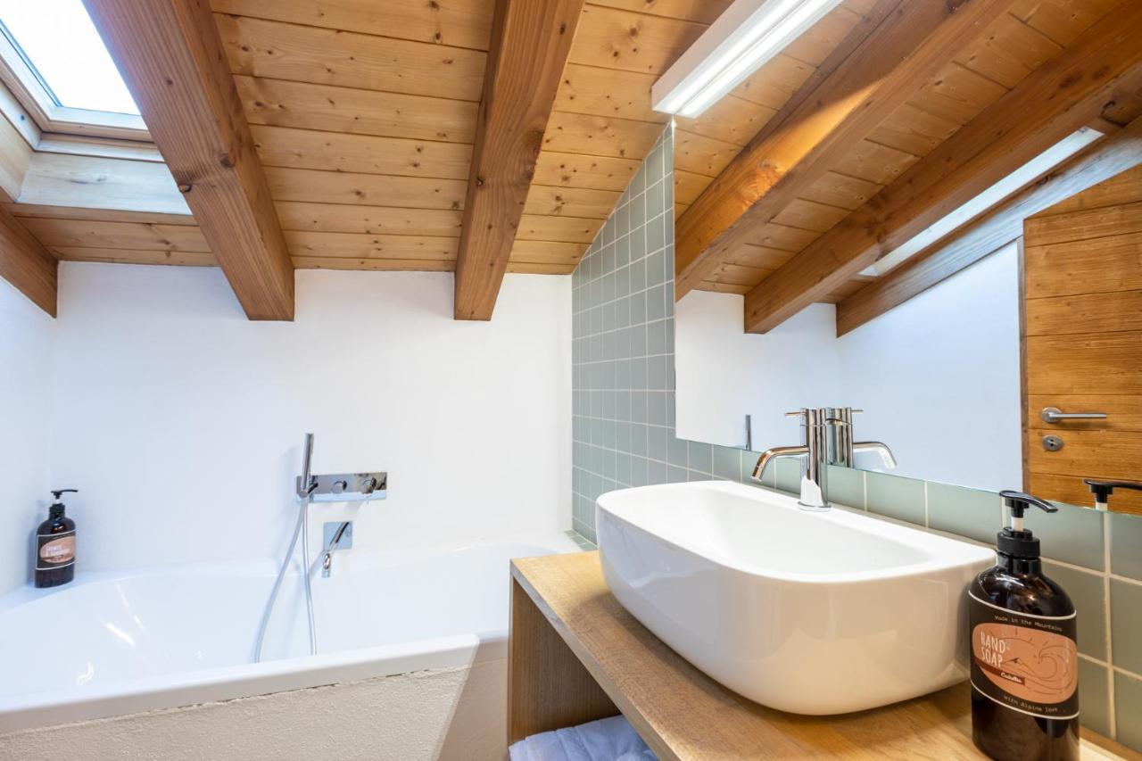 Cachettes Apartment La Salle